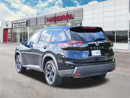 Black 2024 Nissan Rogue SV