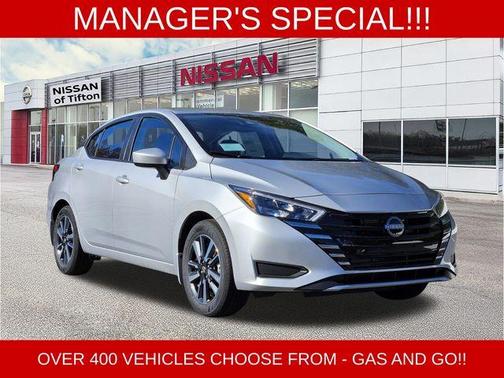 Brilliant Silver Metallic 2025 Nissan Versa 1.6 SV