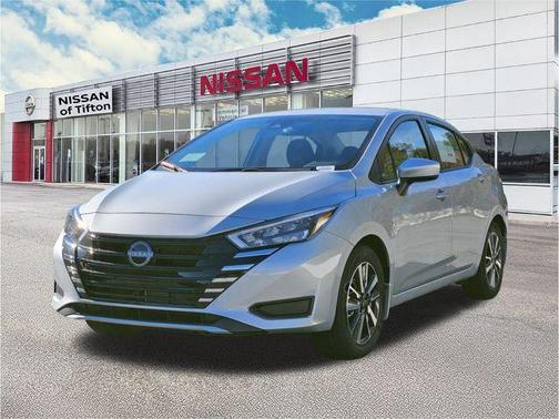 Brilliant Silver Metallic 2025 Nissan Versa 1.6 SV