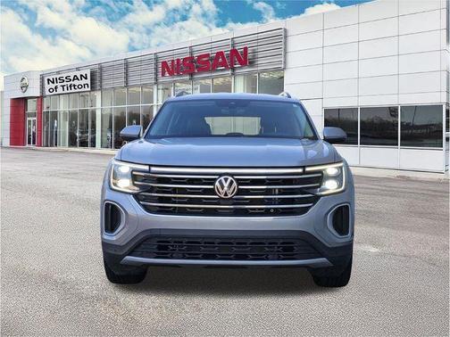Silver Mist Metallic 2025 Volkswagen Atlas 2.0T SE w/Technology