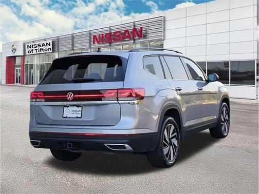 Silver Mist Metallic 2025 Volkswagen Atlas 2.0T SE w/Technology