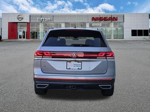Silver Mist Metallic 2025 Volkswagen Atlas 2.0T SE w/Technology