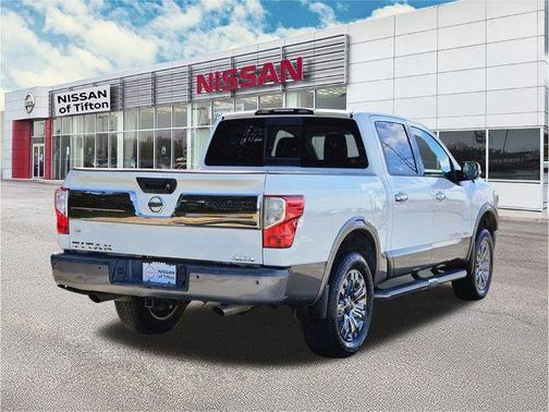 2019 Nissan Titan Platinum Reserve