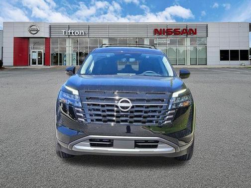 Black 2026 Nissan Pathfinder Platinum