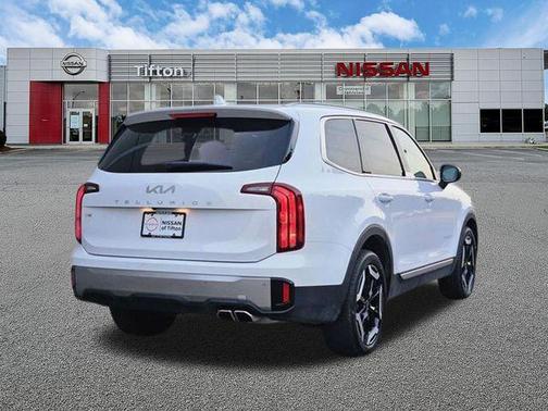 White Pearl 2025 Kia Telluride S