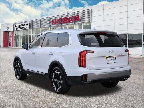 White Pearl 2025 Kia Telluride S