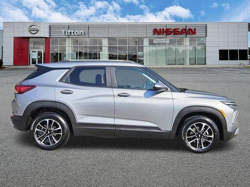 Sterling Gray Metallic 2025 Chevrolet Trailblazer LT