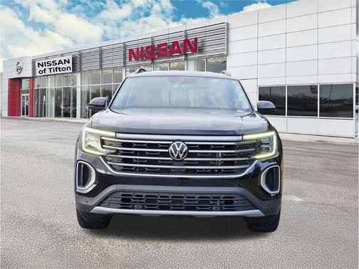 Deep Black Pearl Effect 2025 Volkswagen Atlas 2.0T SE w/Technology