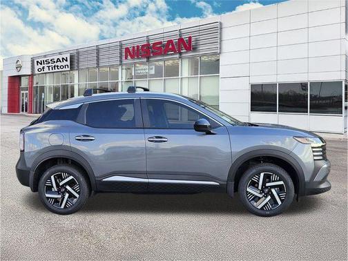 Gun Metallic 2026 Nissan Kicks SV