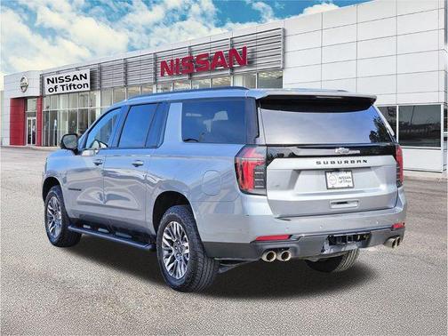 2025 Chevrolet Suburban Z71