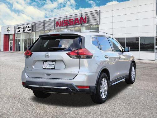 Brilliant Silver 2017 Nissan Rogue SV