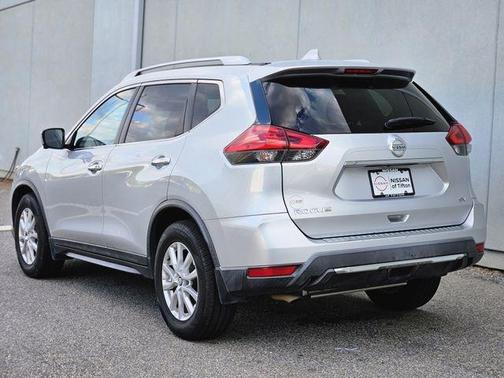 Brilliant Silver 2017 Nissan Rogue SV