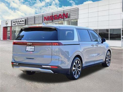 2024 Kia Carnival EX