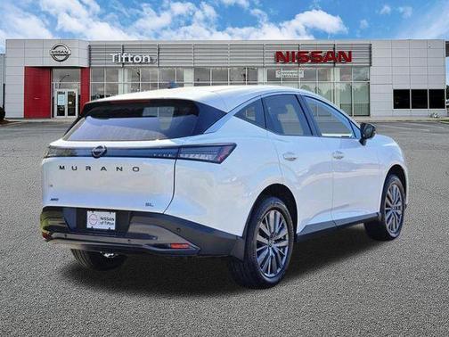 Everest White P 2026 Nissan Murano SL
