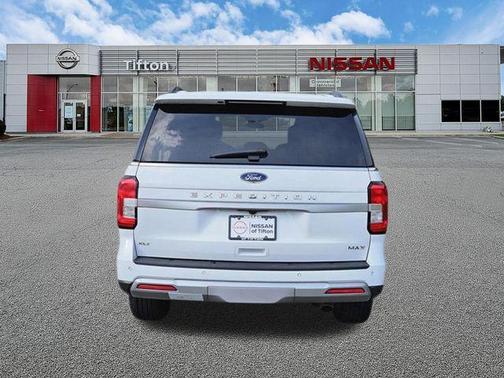 Oxford White 2024 Ford Expedition Max XLT