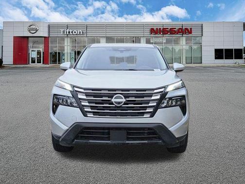 Brilliant Silver Metallic 2024 Nissan Rogue SV