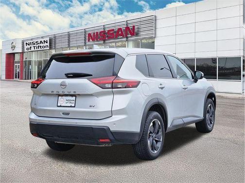 Brilliant Silver Metallic 2024 Nissan Rogue SV