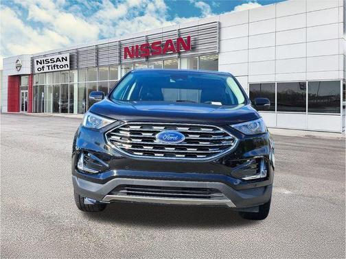 Black Metallic 2024 Ford Edge Titanium