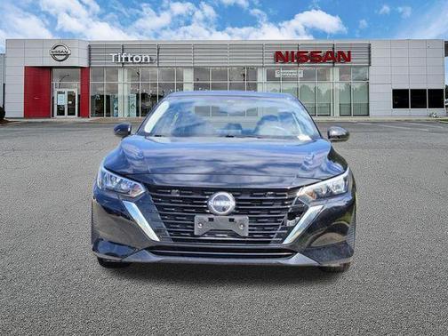 Black 2024 Nissan Sentra SV