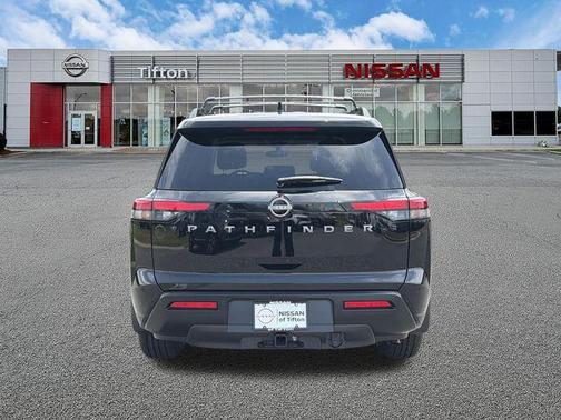 Black 2026 Nissan Pathfinder SV