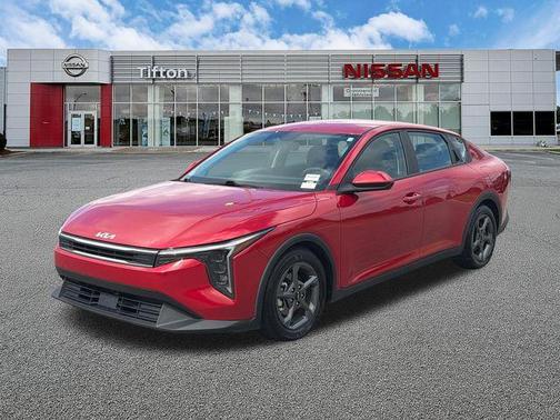 Currant Red 2025 Kia K4