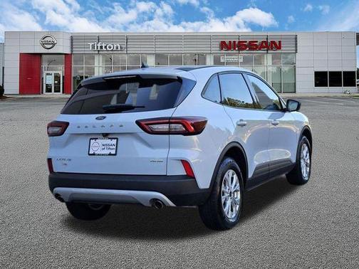 Silver Metallic 2025 Ford Escape Active