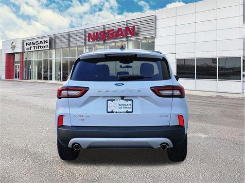Silver Metallic 2025 Ford Escape Active