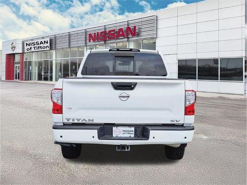 2021 Nissan Titan SV