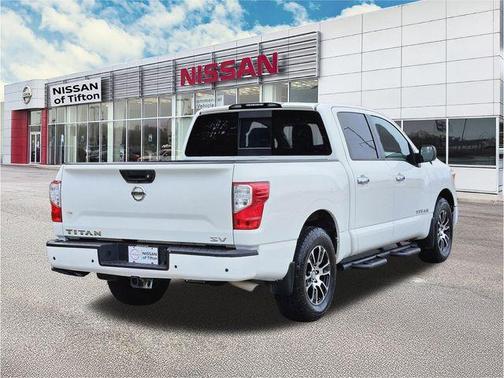2021 Nissan Titan SV