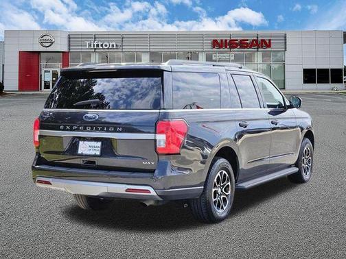 Gray Metallic 2024 Ford Expedition Max XLT