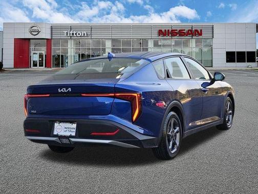 Deep Sea Blue 2025 Kia K4