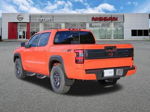 Afterburn Orang 2026 Nissan Frontier PRO-4X