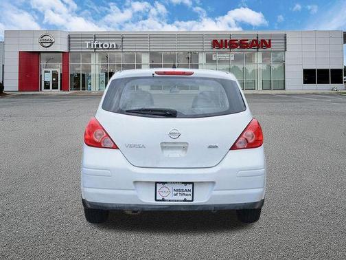 Fresh Powder 2012 Nissan Versa 1.8 S