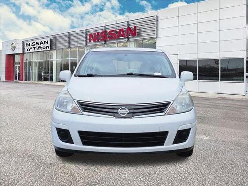Fresh Powder 2012 Nissan Versa 1.8 S