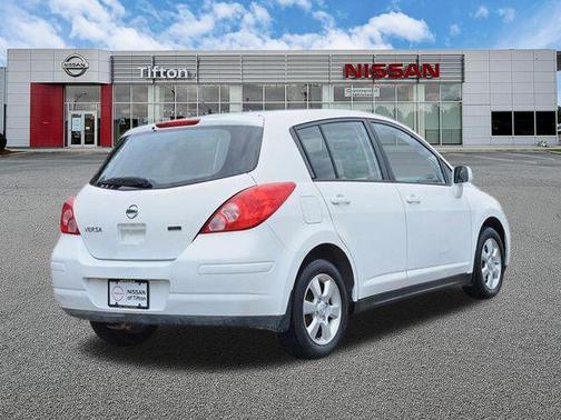 Fresh Powder 2012 Nissan Versa 1.8 S