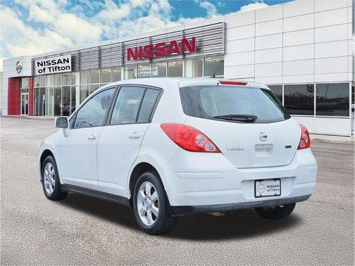 Fresh Powder 2012 Nissan Versa 1.8 S