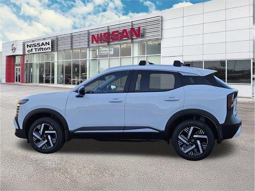 Fresh Powder 2026 Nissan Kicks SV