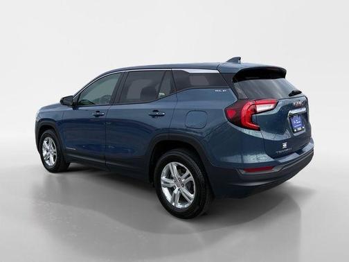 Metallic 2024 GMC Terrain SLE
