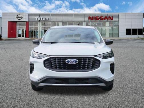 Oxford White 2025 Ford Escape Active