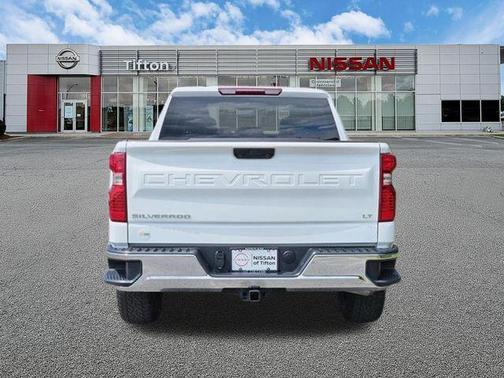 Summit White 2024 Chevrolet Silverado 1500 LT