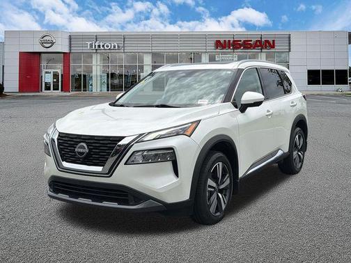 White 2023 Nissan Rogue SL