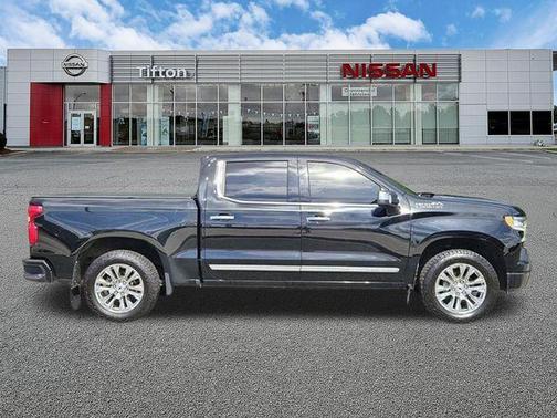 Black 2024 Chevrolet Silverado 1500 High Country