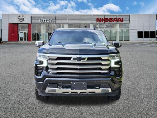 Black 2024 Chevrolet Silverado 1500 High Country