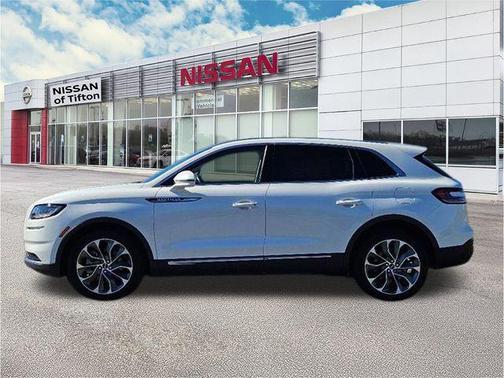 2021 Lincoln Nautilus Reserve