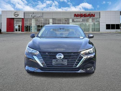 Black 2024 Nissan Sentra SV