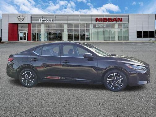 Black 2024 Nissan Sentra SV