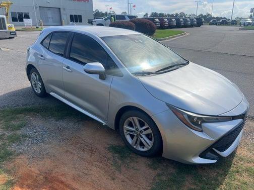 Silver 2019 Toyota Corolla Hatchback SE