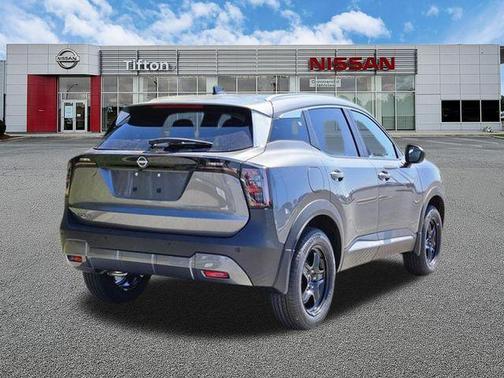 Gun Metallic 2026 Nissan Kicks SV