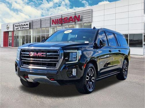 2023 GMC Yukon XL AT4