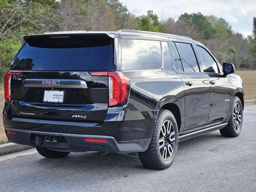2023 GMC Yukon XL AT4